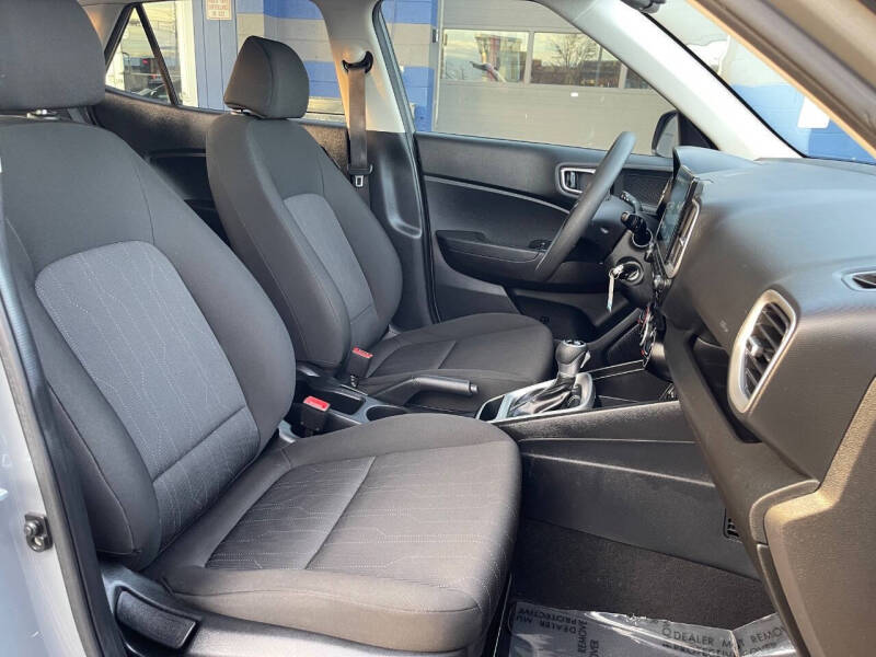 2021 Hyundai Venue SE