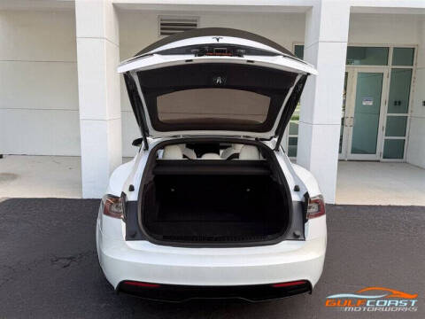 2022 Tesla Model S Plaid