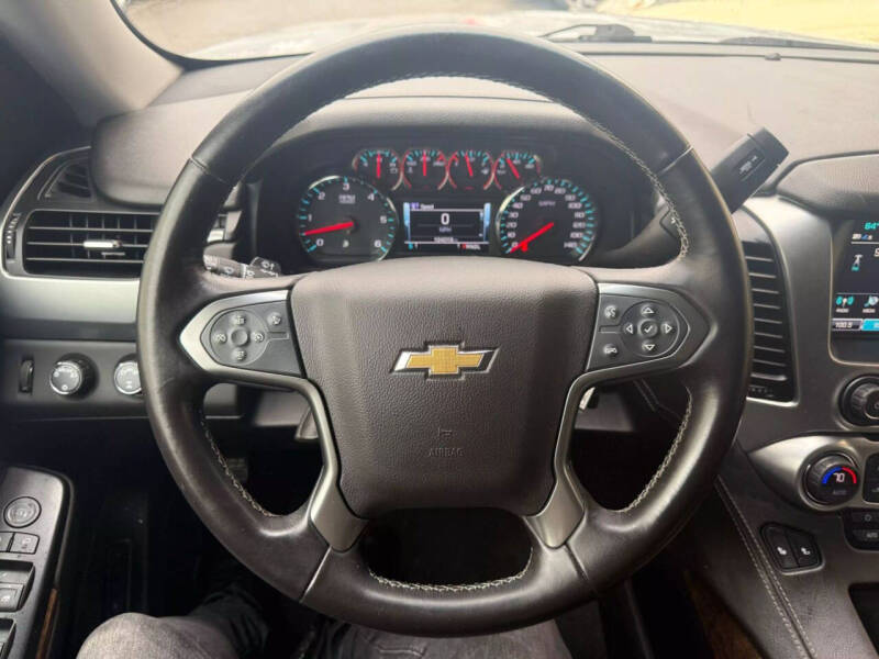 2019 Chevrolet Suburban LT