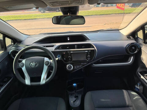 2017 Toyota Prius c