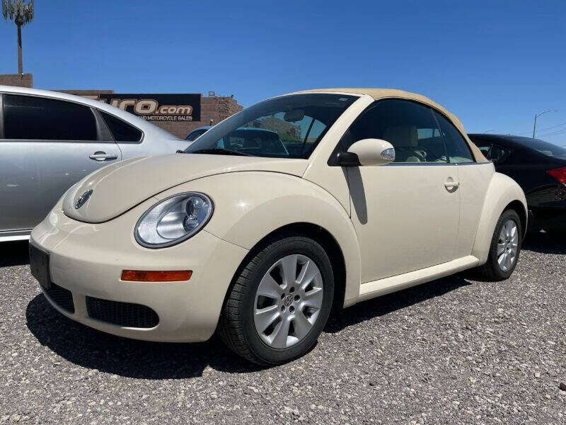 2010 Volkswagen New Beetle Convertible