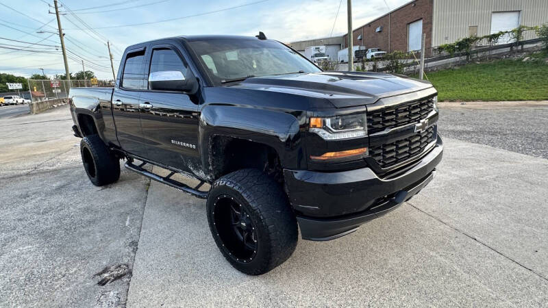 2017 Chevrolet Silverado 1500 Custom