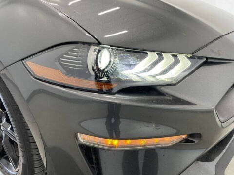 2020 Ford Mustang EcoBoost