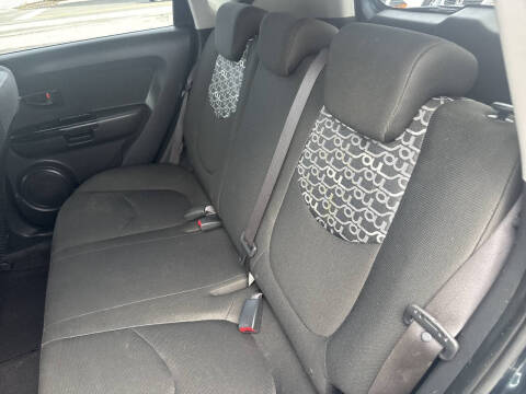 2010 Kia Soul +