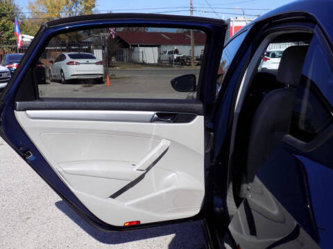 2019 Volkswagen Passat Wolfsburg