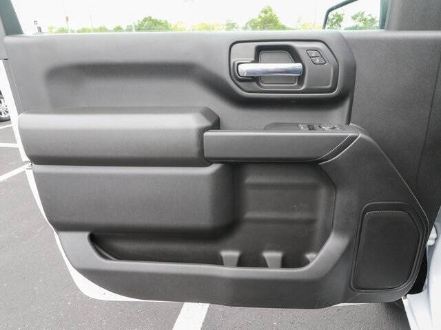 2025 GMC Sierra 2500HD Pro