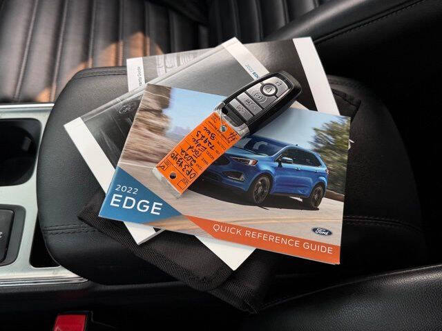 2022 Ford Edge SEL