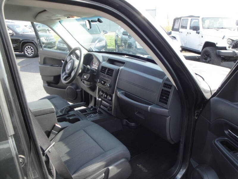 2011 Jeep Liberty Sport