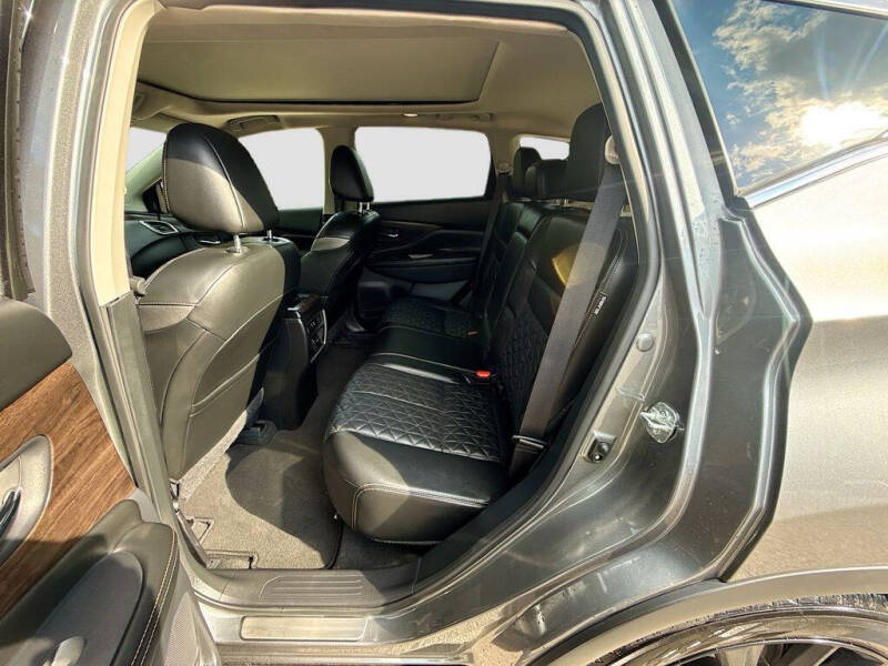 2023 Nissan Murano Platinum