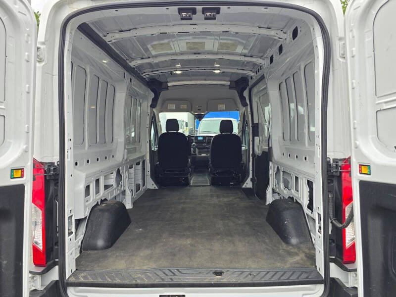 2023 Ford Transit