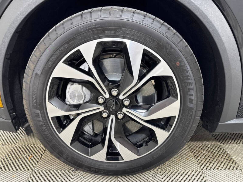 2025 Ford Mustang Mach-E Select