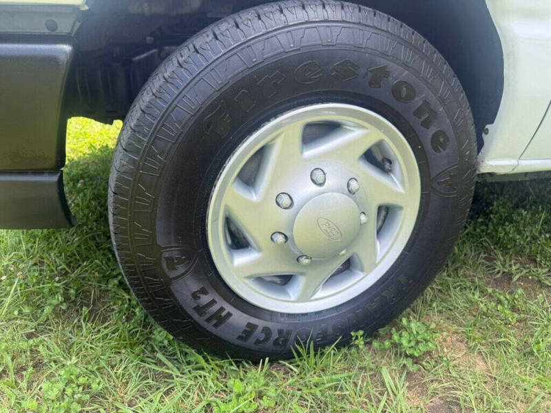 2011 Ford E-Series E-350 SD