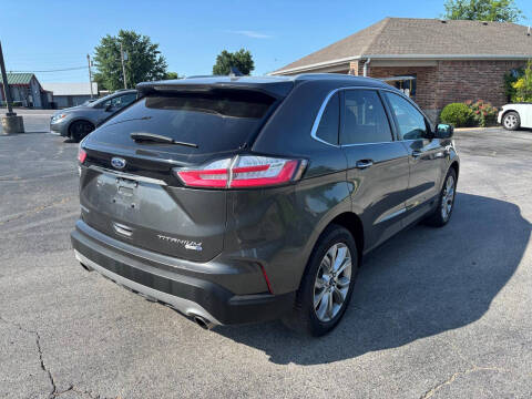 2019 Ford Edge Titanium