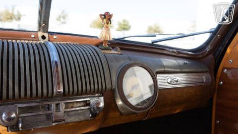 1946 Ford Super Deluxe