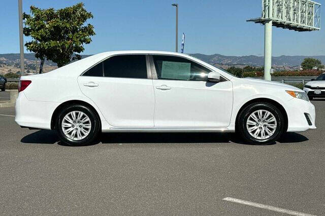 2012 Toyota Camry LE