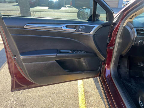 2018 Ford Fusion Energi SE Luxury