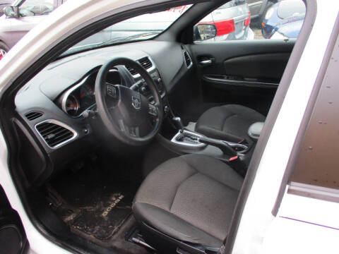 2012 Dodge Avenger SE