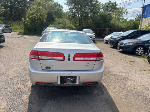 2012 Lincoln MKZ