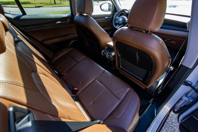 2021 Alfa Romeo Stelvio Sprint