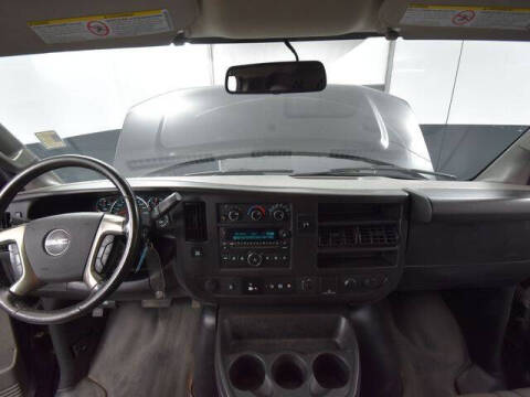 2018 GMC Savana 2500