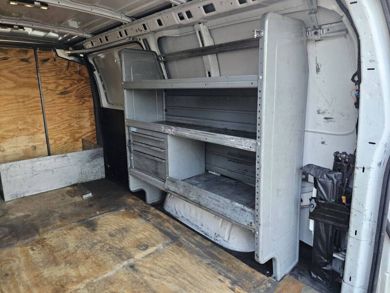 2018 Chevrolet Express 2500