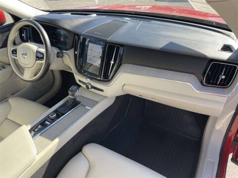 2020 Volvo XC60 T5 Inscription