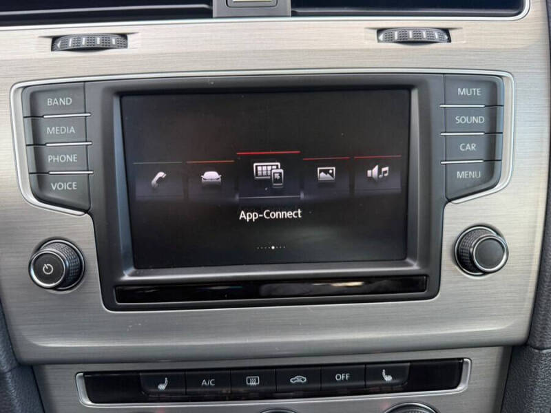 2016 Volkswagen Golf SportWagen TSI Limited Edition