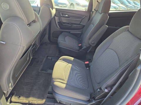 2017 Chevrolet Traverse LT