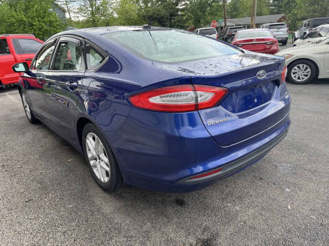 2016 Ford Fusion SE