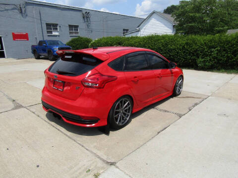 2017 Ford Focus ST