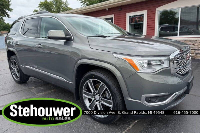 2017 GMC Acadia Denali