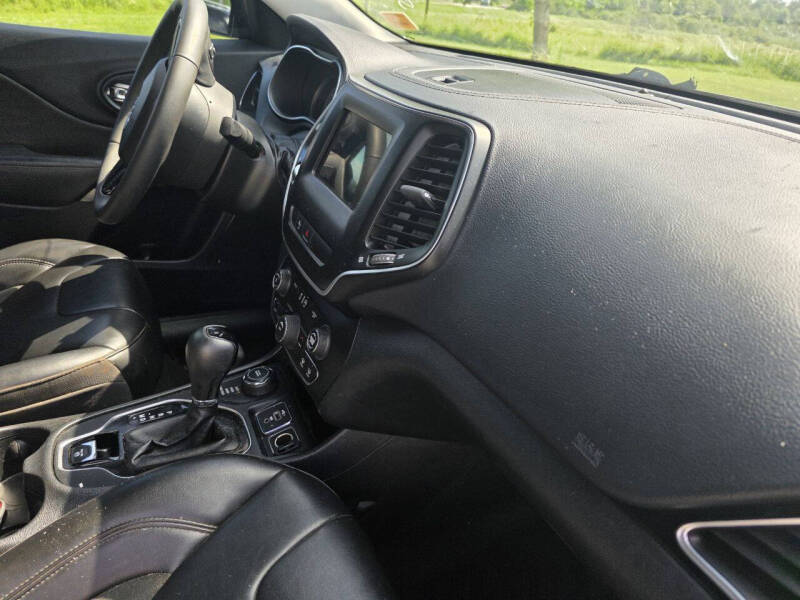 2020 Jeep Cherokee Altitude