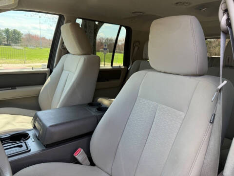 2011 Ford Expedition XLT