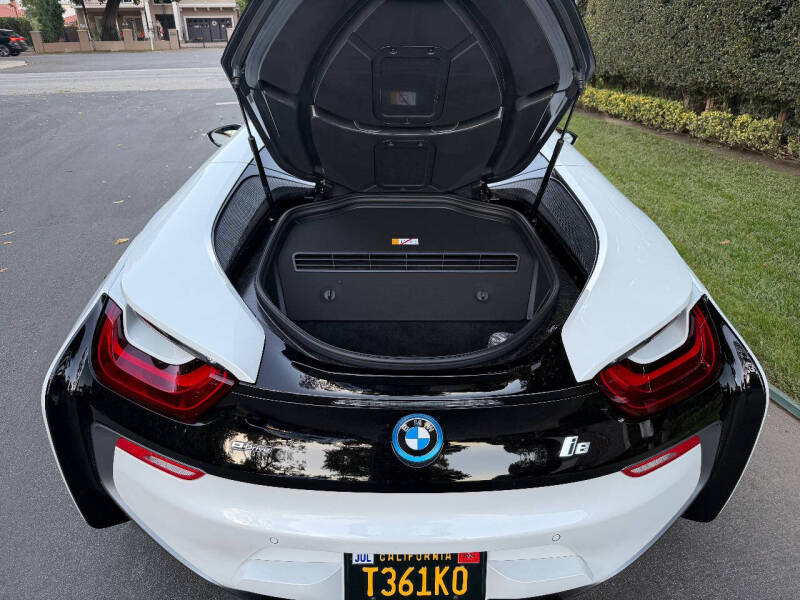 2019 BMW i8