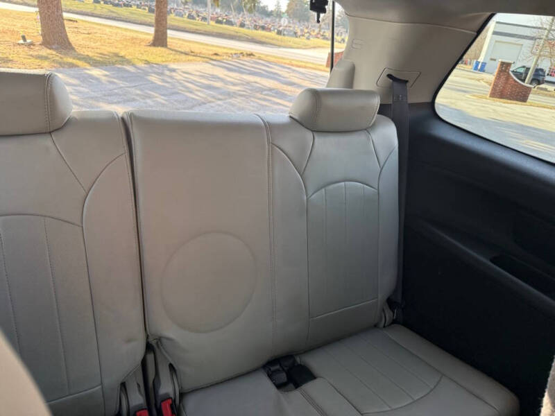 2011 GMC Acadia SLT-2