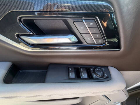 2025 GMC Yukon XL Elevation