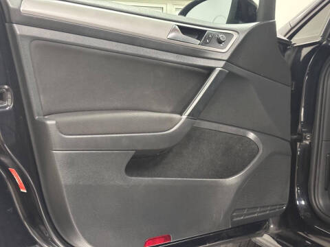 2016 Volkswagen e-Golf SE