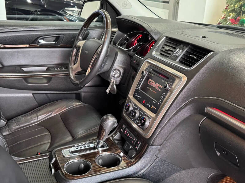 2016 GMC Acadia Denali