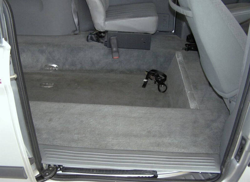 2005 Dodge Grand Caravan SE