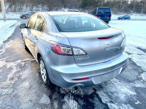2013 Mazda MAZDA3 i SV