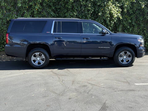 2017 Chevrolet Suburban LT