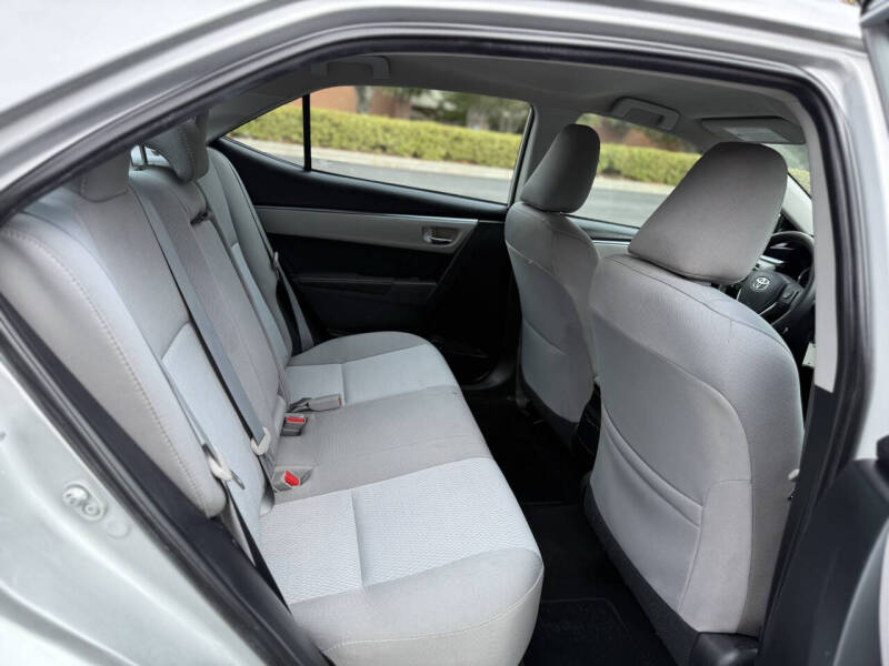 2015 Toyota Corolla LE