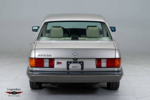 1991 Mercedes-Benz 300-Class