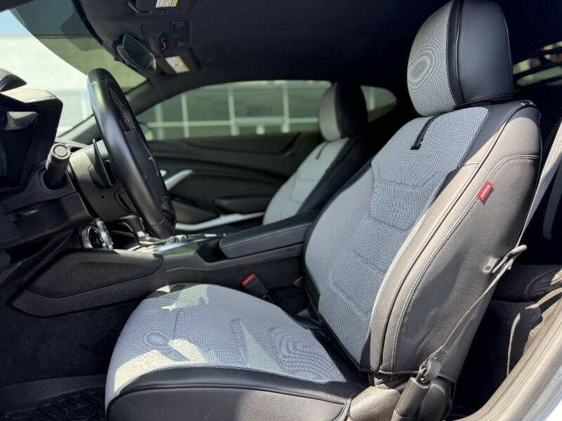 2021 Chevrolet Camaro LT1