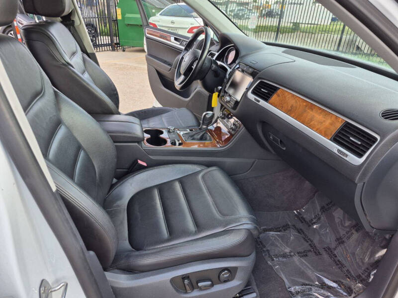 2014 Volkswagen Touareg TDI Lux