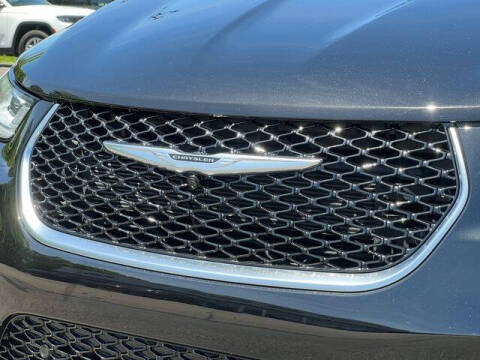 2025 Chrysler Pacifica Pinnacle