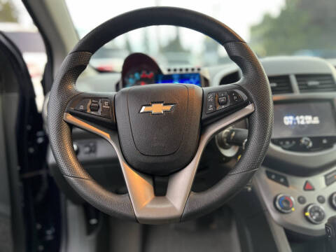 2016 Chevrolet Sonic LT Auto