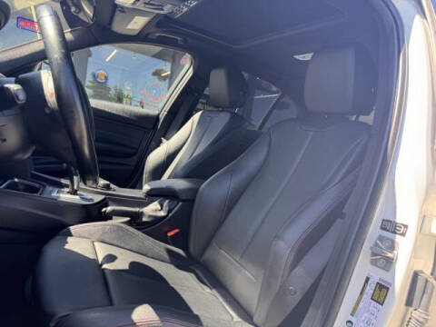 2013 BMW 3 Series 328i