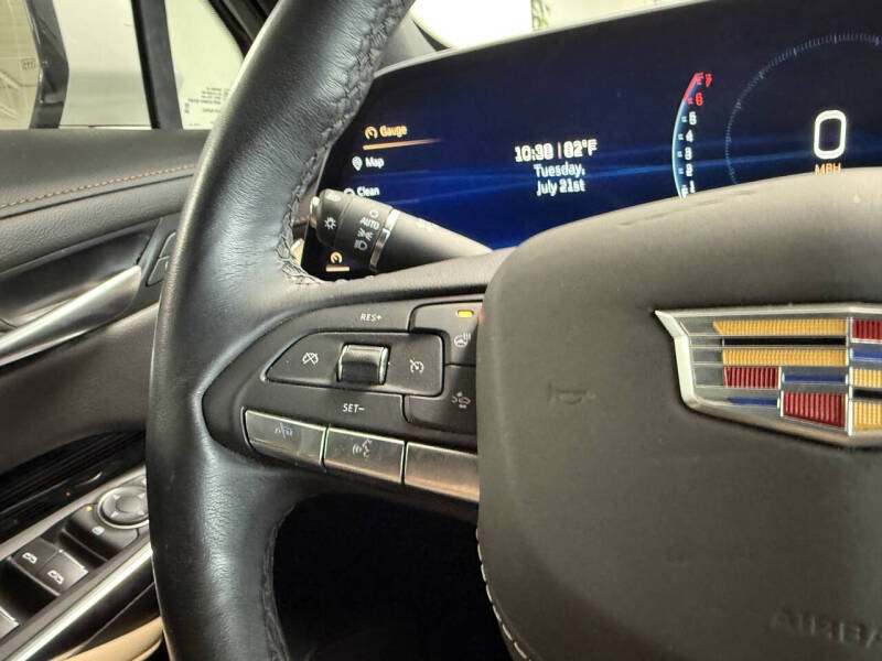 2024 Cadillac XT4 Luxury