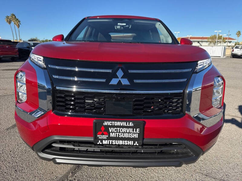 2025 Mitsubishi Outlander ES